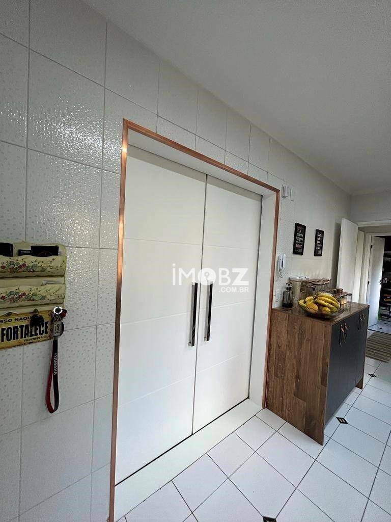 Apartamento à venda com 4 quartos, 130m² - Foto 28