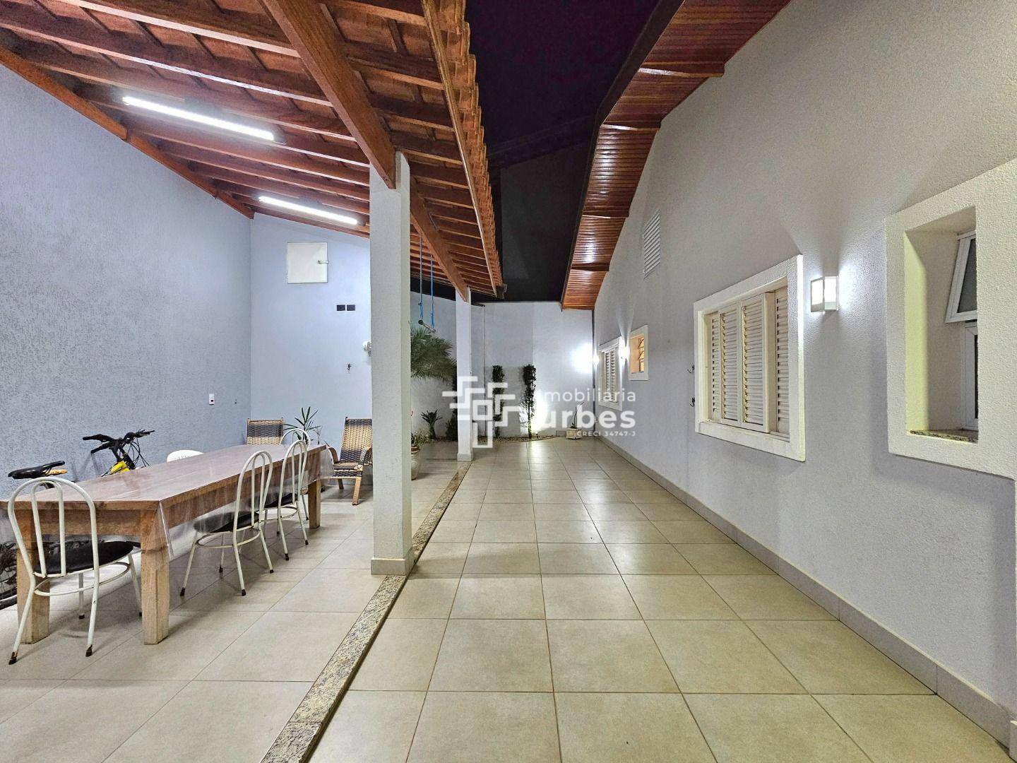 Casa à venda com 3 quartos, 231m² - Foto 43