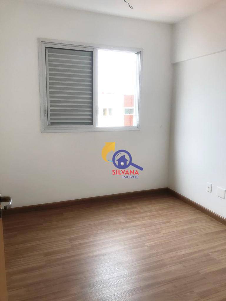 Cobertura à venda com 3 quartos, 200m² - Foto 14