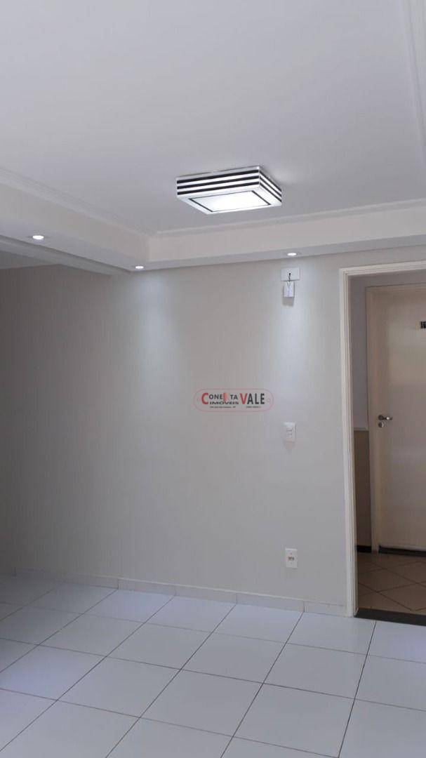 Apartamento à venda com 2 quartos, 45m² - Foto 3