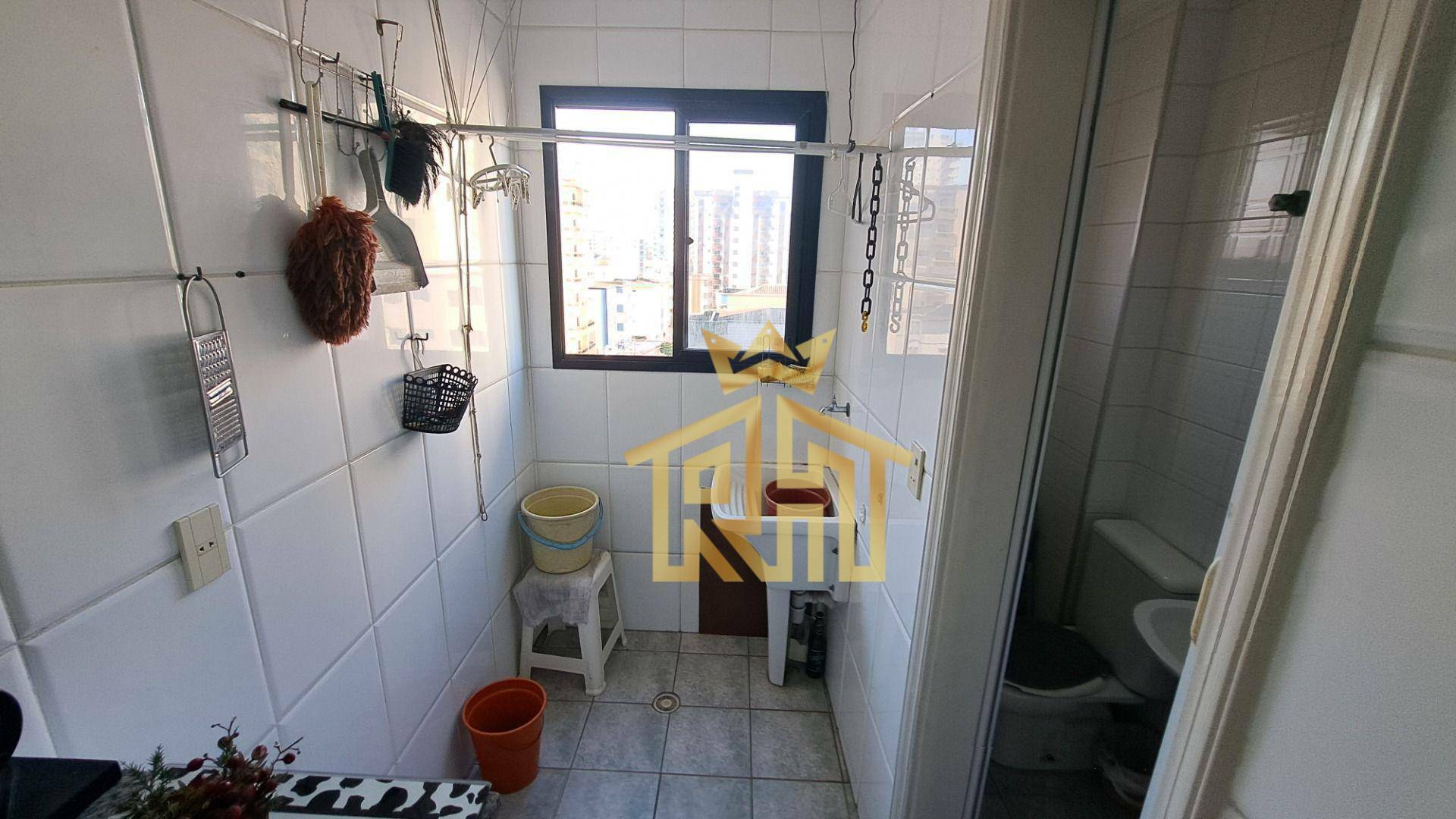 Apartamento à venda com 1 quarto, 60m² - Foto 18