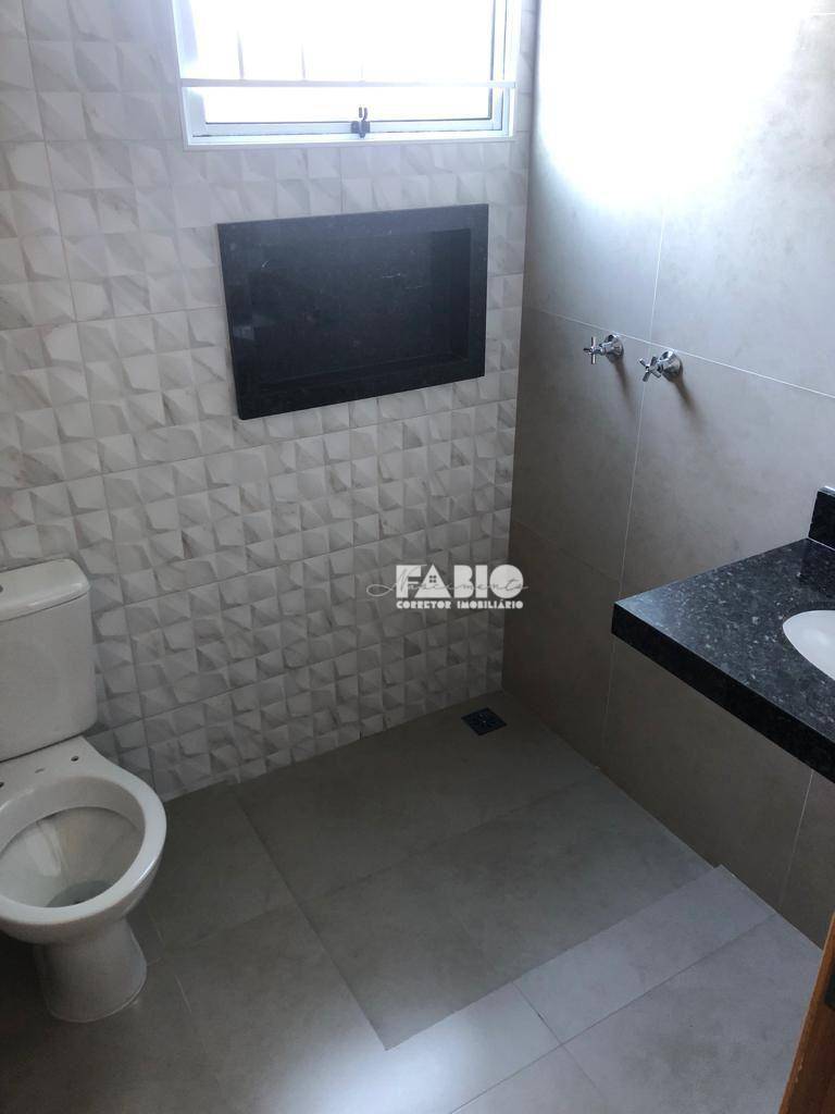 Casa à venda com 2 quartos, 60m² - Foto 5