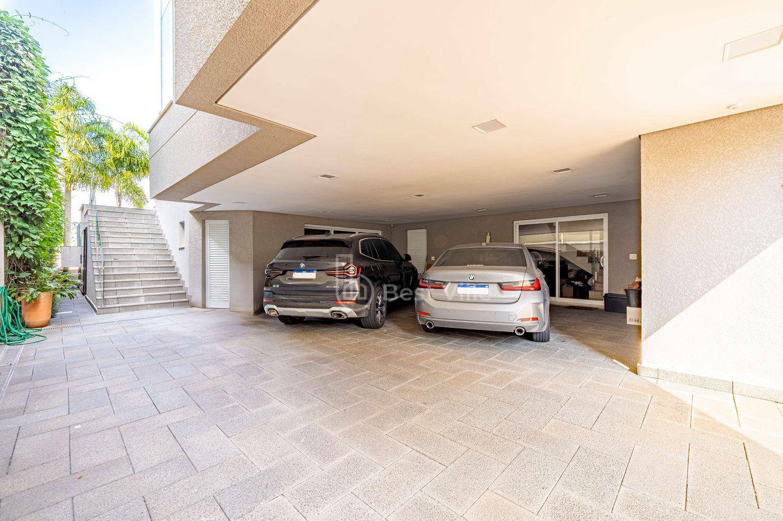 Casa de Condomínio à venda com 4 quartos, 485m² - Foto 3