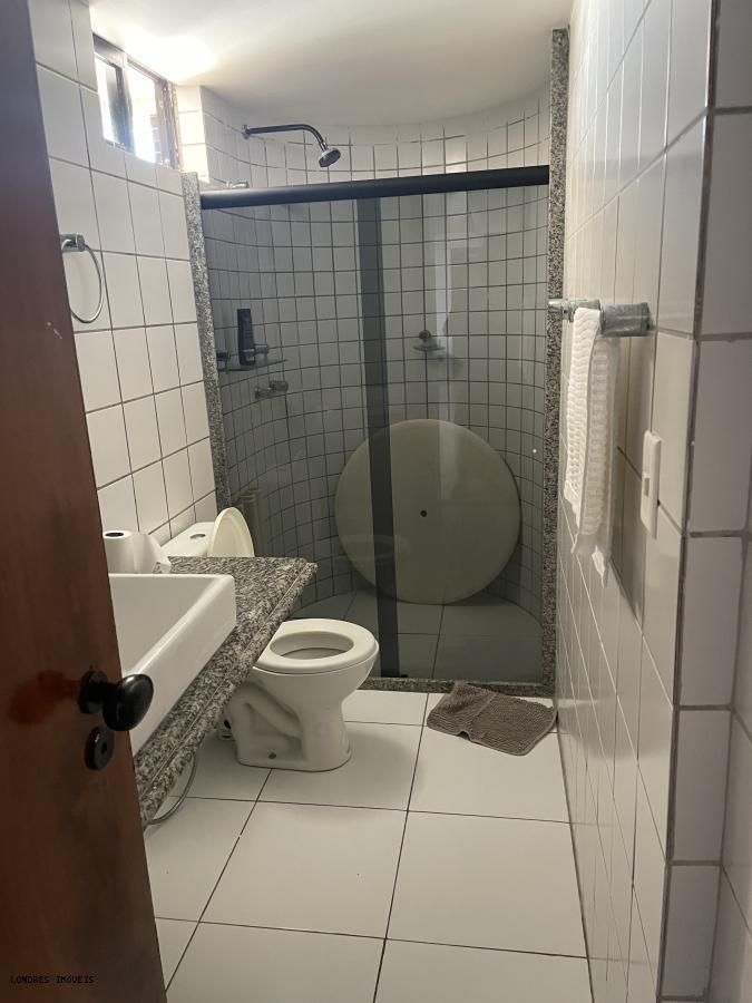 Apartamento à venda com 3 quartos, 200m² - Foto 9