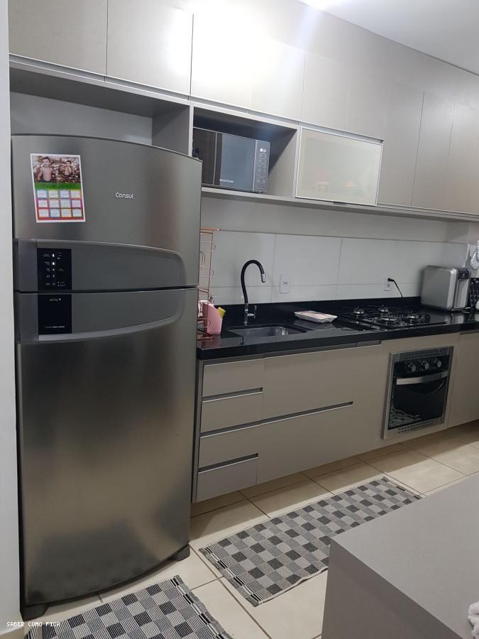 Apartamento à venda com 2 quartos, 43m² - Foto 10