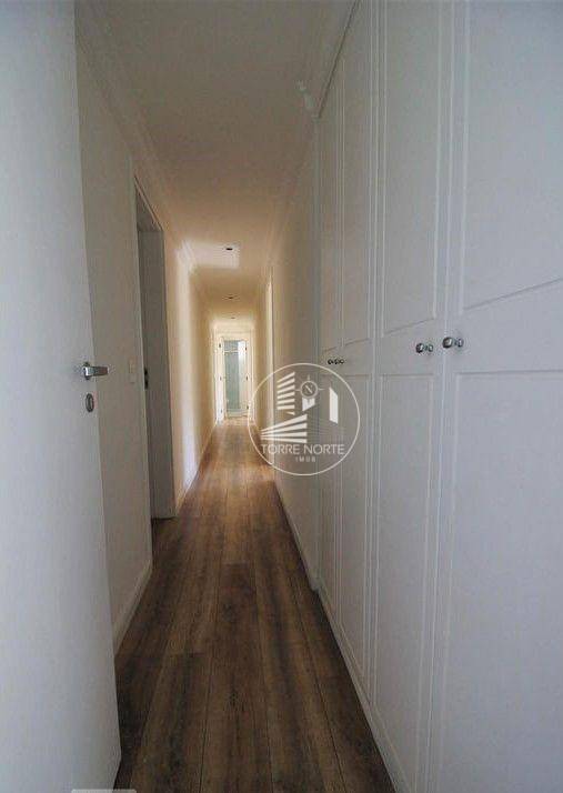 Apartamento à venda com 3 quartos, 185m² - Foto 3