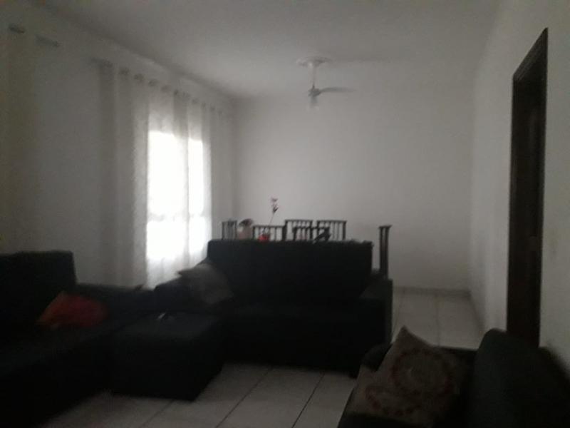 Casa à venda com 3 quartos, 300m² - Foto 5