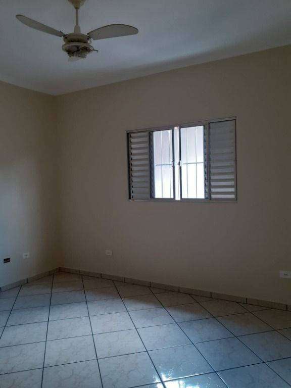 Sobrado à venda com 4 quartos, 222m² - Foto 27