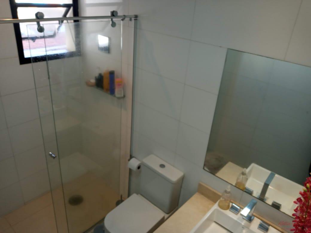 Apartamento para alugar com 3 quartos, 130m² - Foto 22