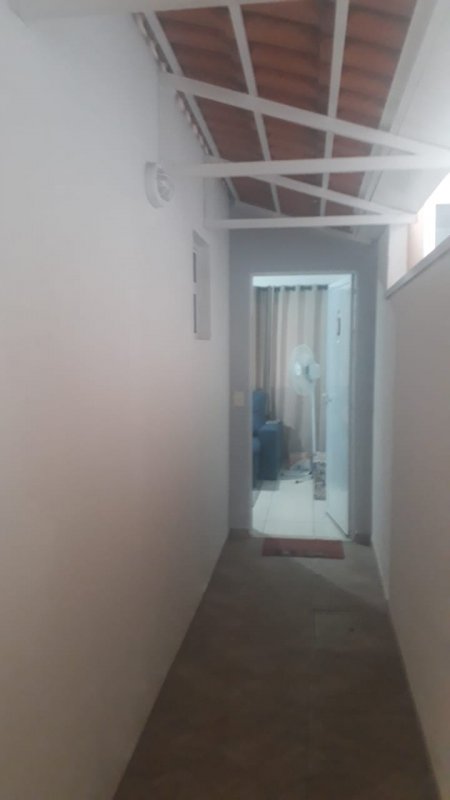 Casa à venda com 2 quartos, 47m² - Foto 11