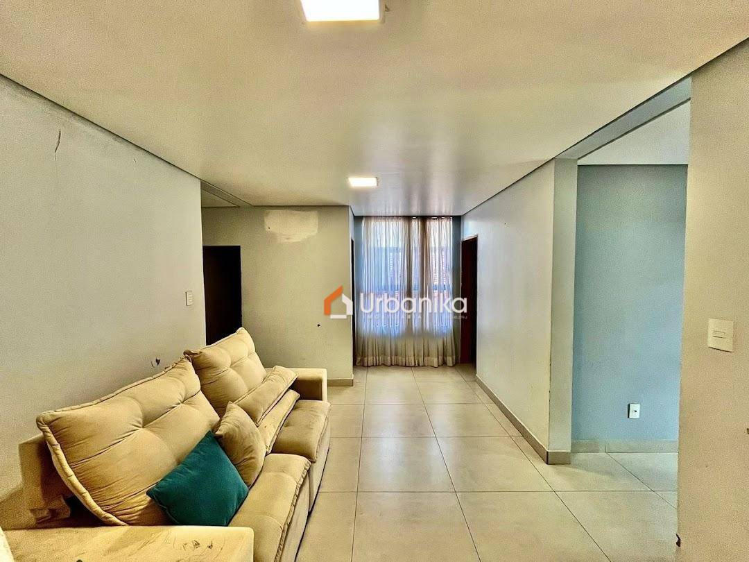 Casa, 5 quartos, 160 m² - Foto 1