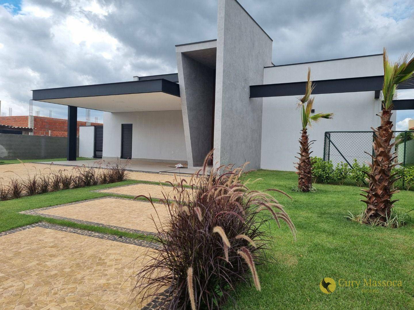 Casa de Condomínio à venda com 4 quartos, 306m² - Foto 2