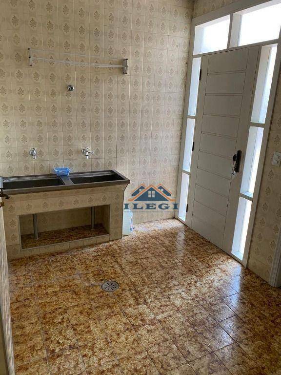 Casa à venda e aluguel com 2 quartos, 160m² - Foto 10