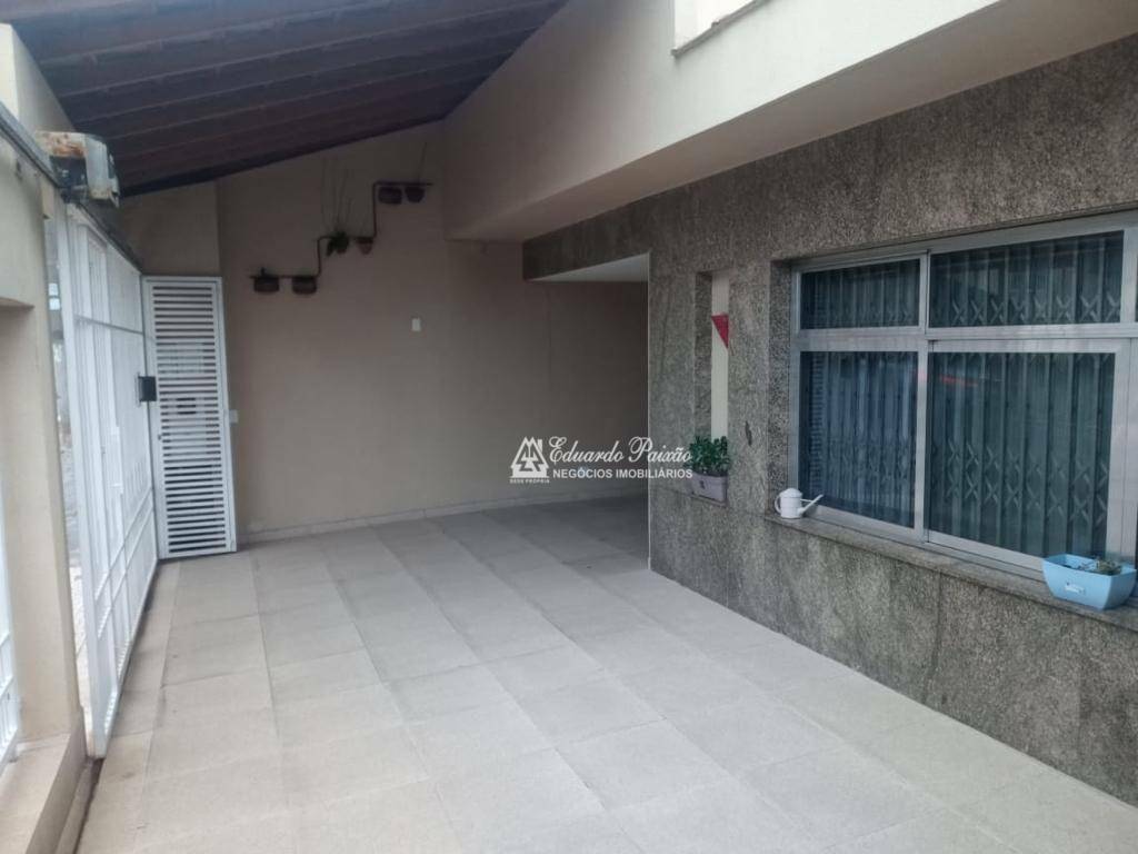 Casa à venda com 3 quartos, 236m² - Foto 45