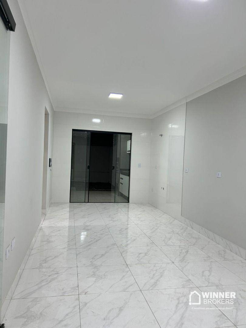 Casa à venda com 3 quartos, 78m² - Foto 4