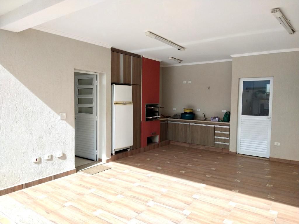 Casa à venda com 3 quartos, 230m² - Foto 20