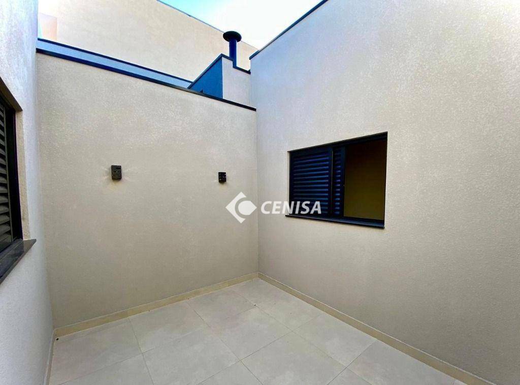 Casa à venda com 3 quartos, 93m² - Foto 17