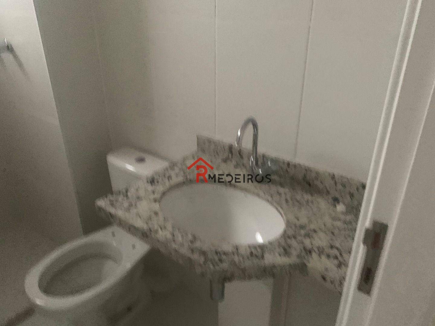 Apartamento à venda com 2 quartos, 66m² - Foto 15