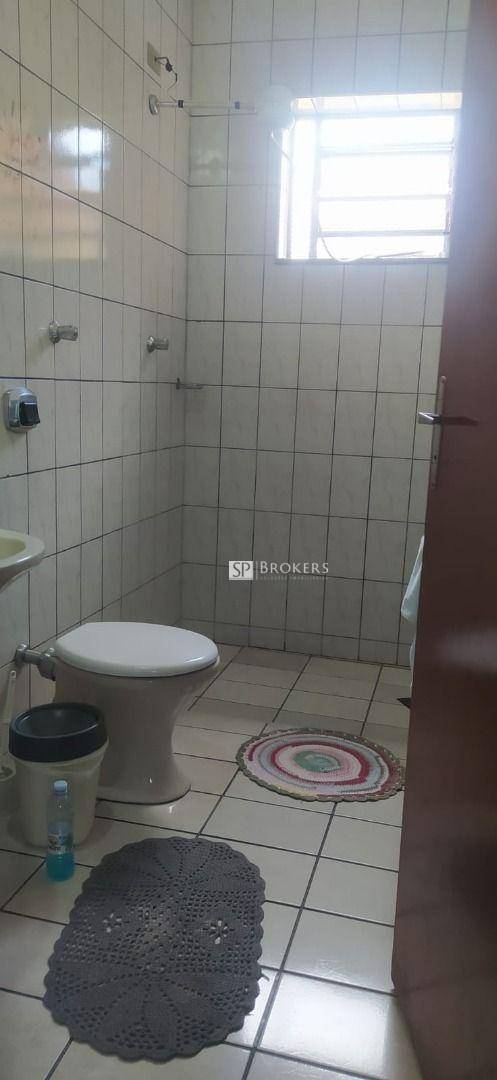 Casa à venda com 3 quartos, 210m² - Foto 18