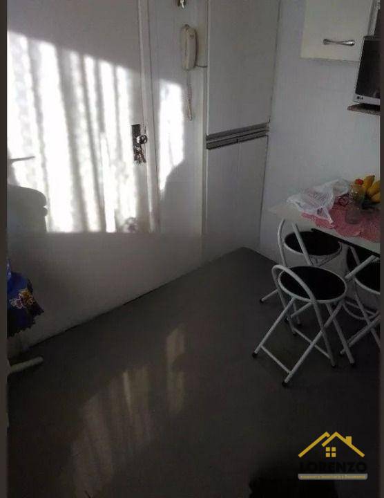 Apartamento à venda com 2 quartos, 74m² - Foto 13