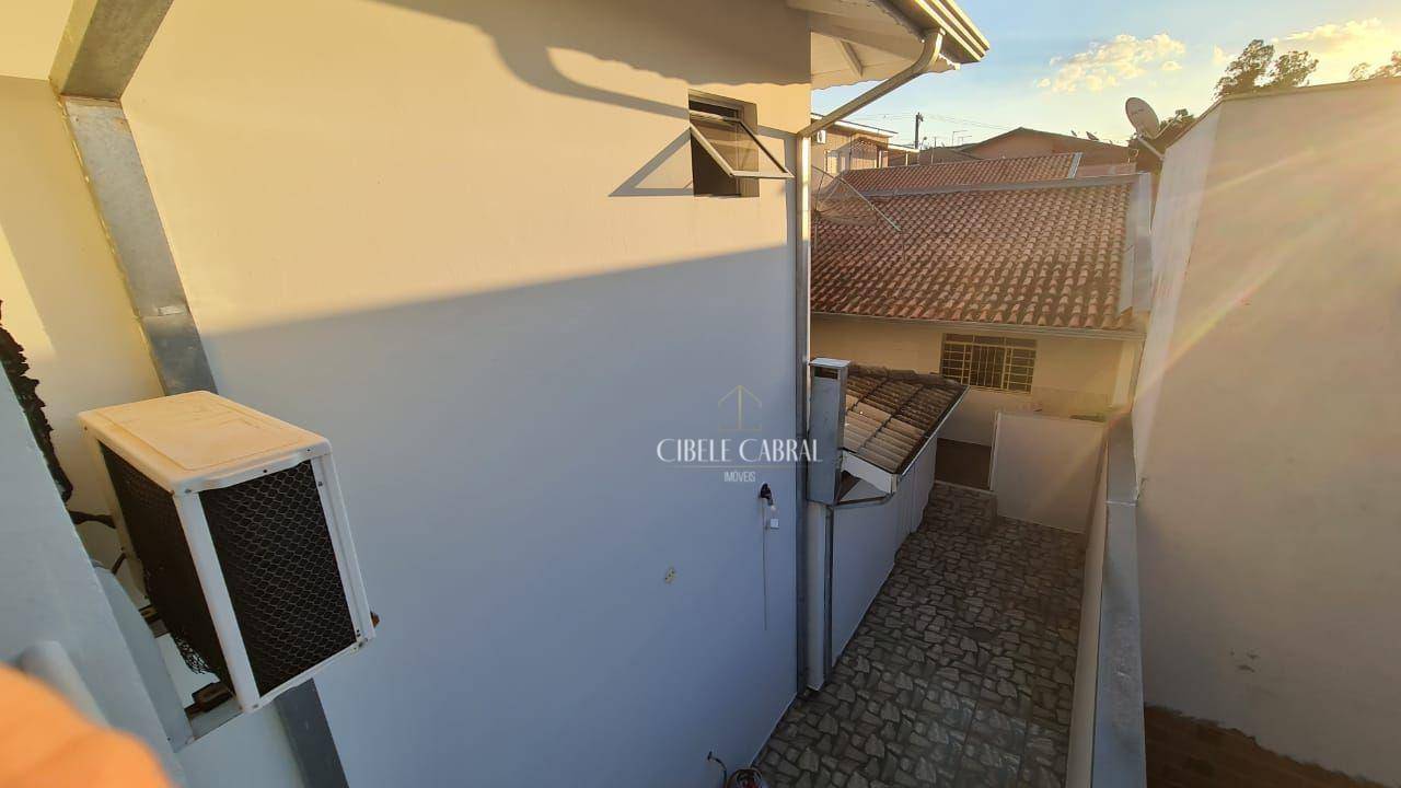 Casa à venda com 3 quartos, 250m² - Foto 37