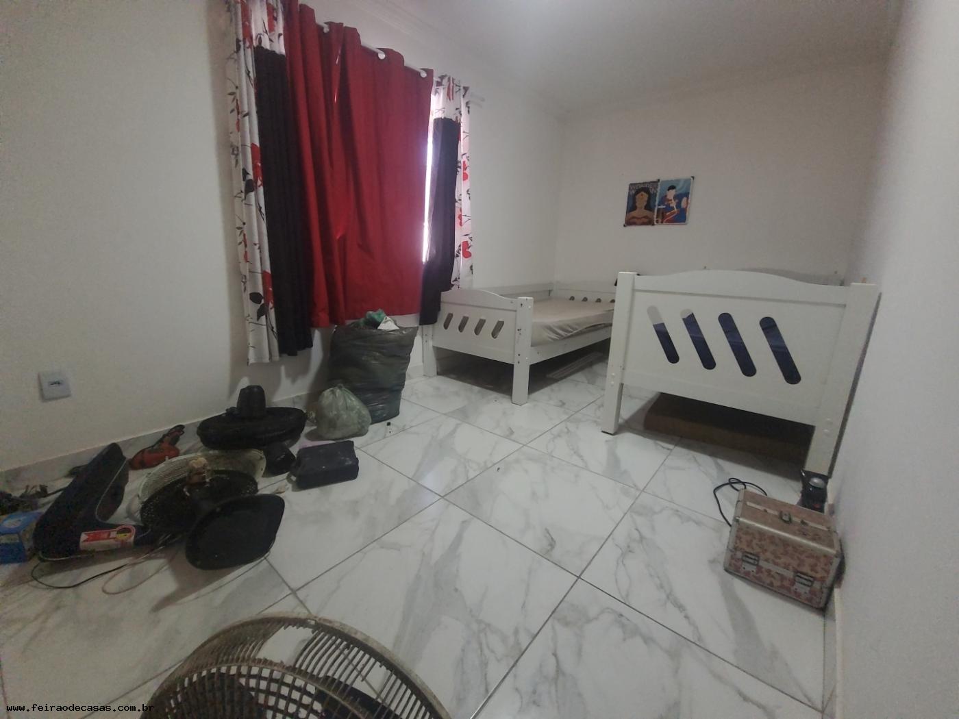 Casa à venda com 3 quartos, 200m² - Foto 12