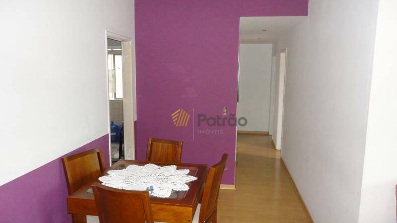 Apartamento à venda com 3 quartos, 98m² - Foto 4