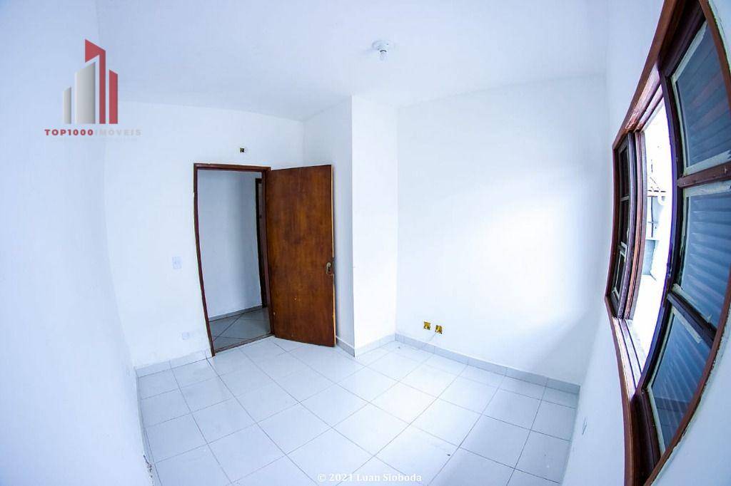 Casa à venda com 3 quartos, 180m² - Foto 18