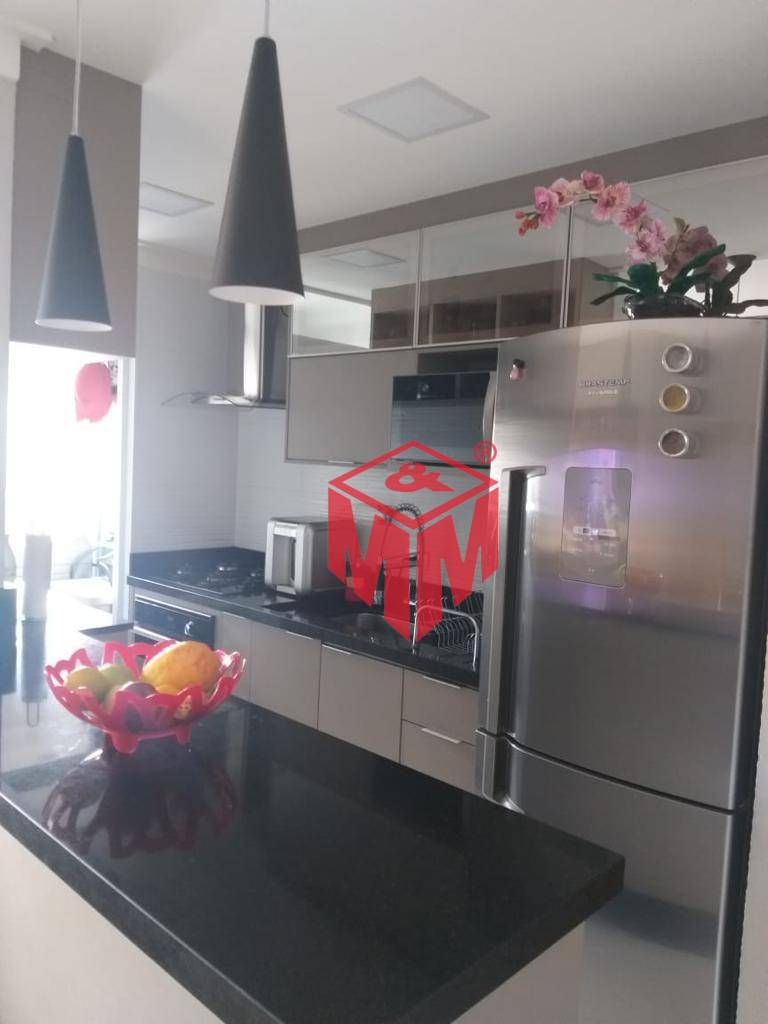 Apartamento à venda com 2 quartos, 72m² - Foto 12