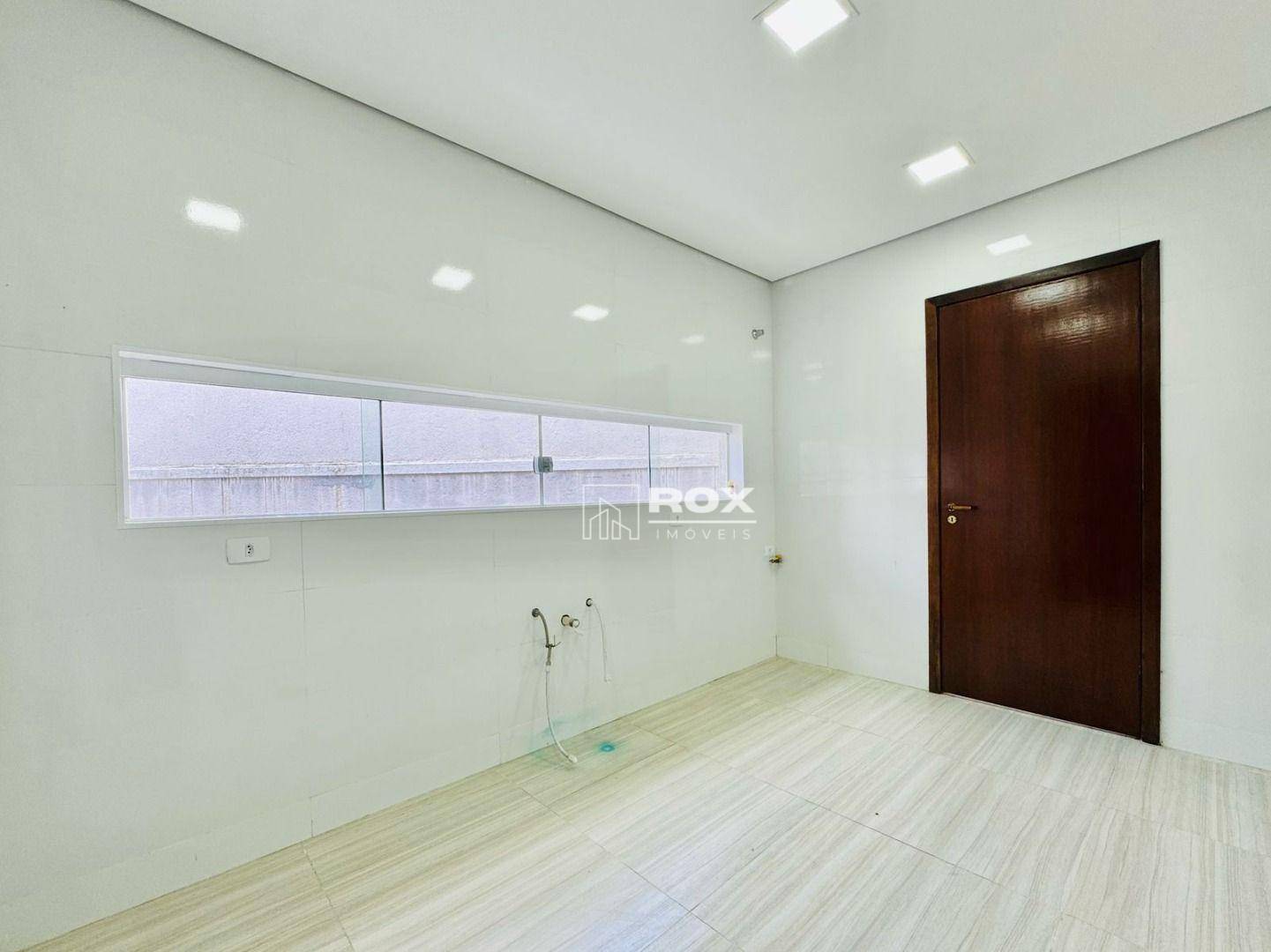 Casa à venda com 5 quartos, 350m² - Foto 21