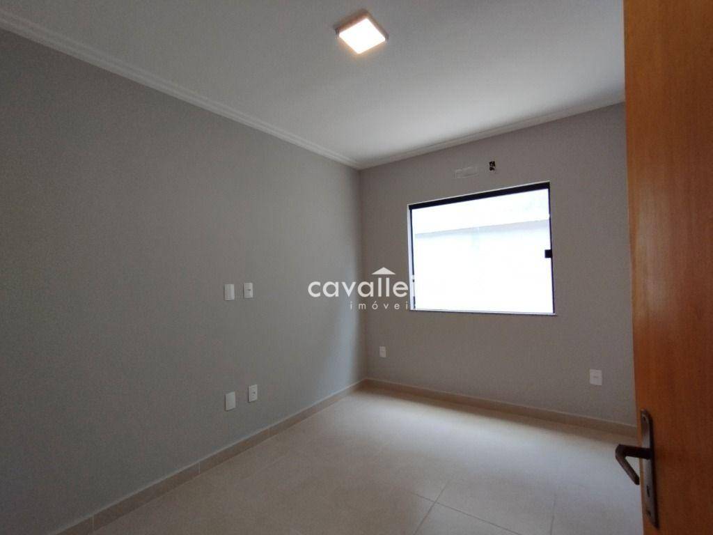 Casa à venda com 3 quartos, 120m² - Foto 12