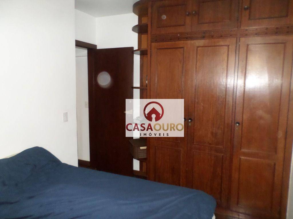 Apartamento à venda com 4 quartos, 150m² - Foto 17