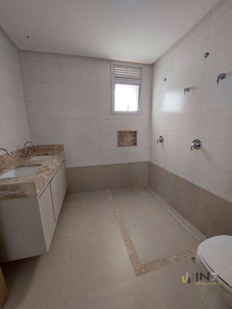 Apartamento à venda com 4 quartos, 180m² - Foto 15