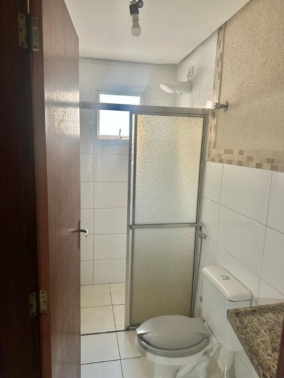 Apartamento à venda com 2 quartos, 68m² - Foto 9