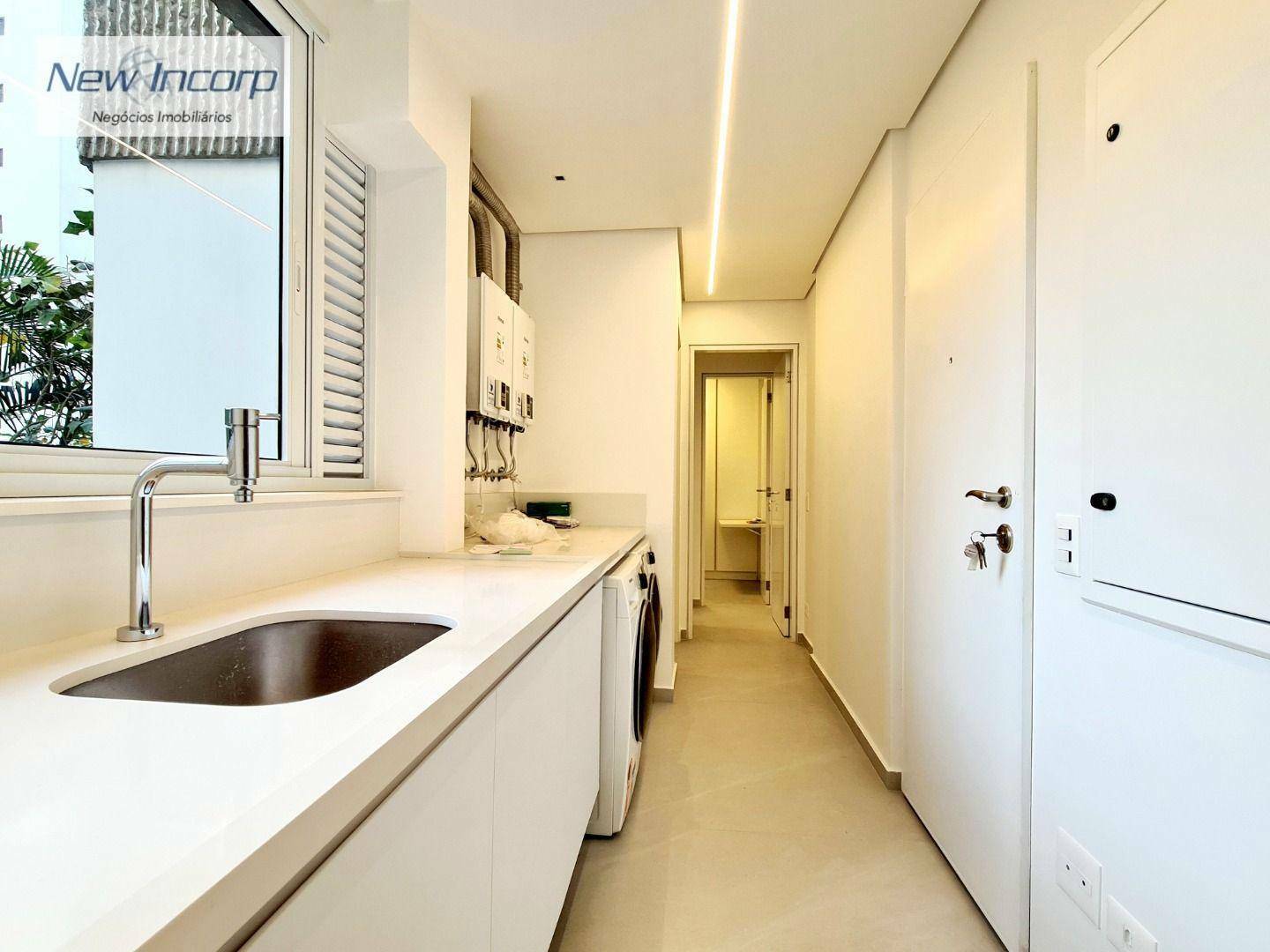 Apartamento à venda com 3 quartos, 211m² - Foto 60