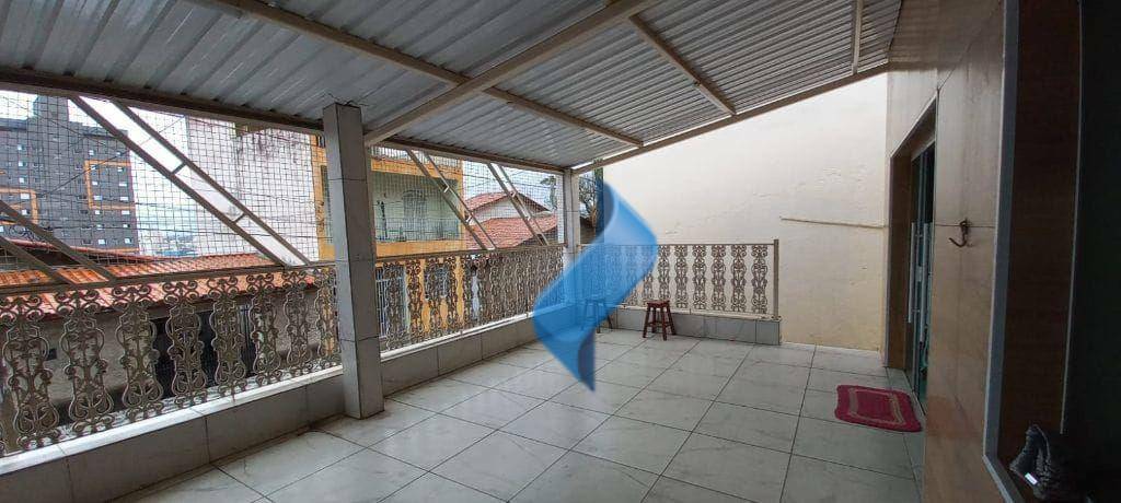 Casa à venda com 5 quartos, 178m² - Foto 4