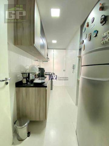 Apartamento à venda com 2 quartos, 68m² - Foto 12