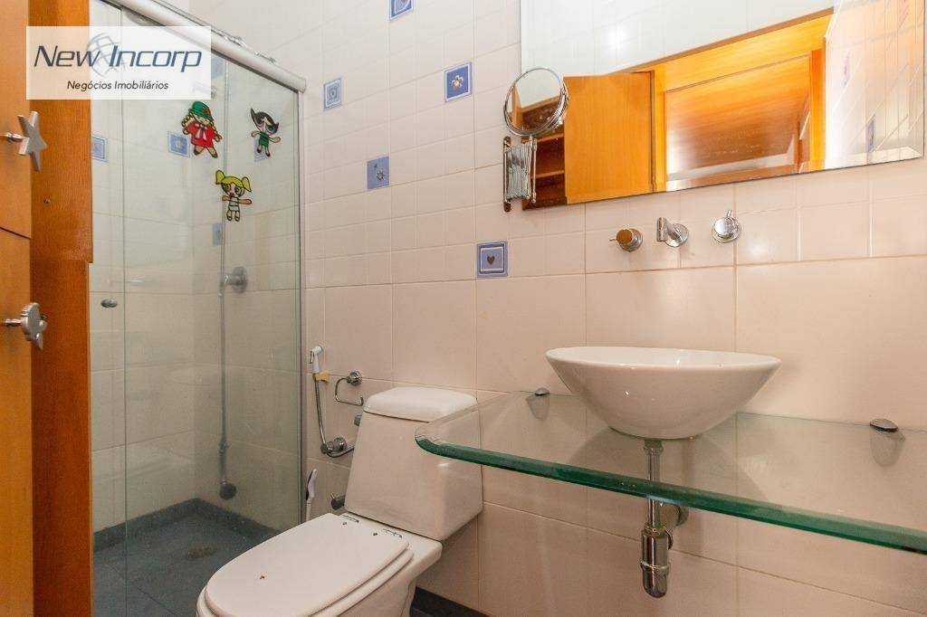 Sobrado à venda com 4 quartos, 220m² - Foto 31