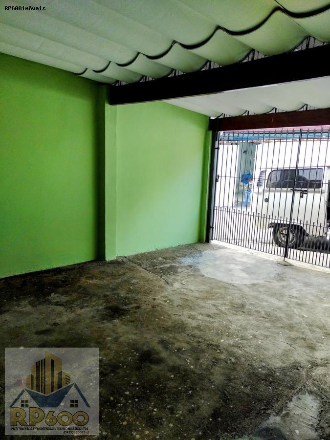 Casa à venda com 3 quartos, 200m² - Foto 2