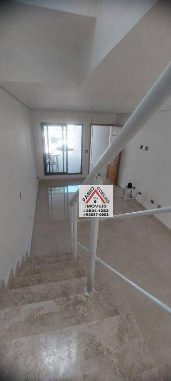 Sobrado à venda com 3 quartos, 110m² - Foto 1