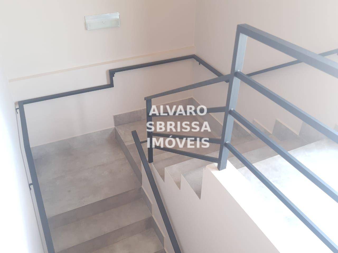 Casa à venda com 2 quartos, 210m² - Foto 14