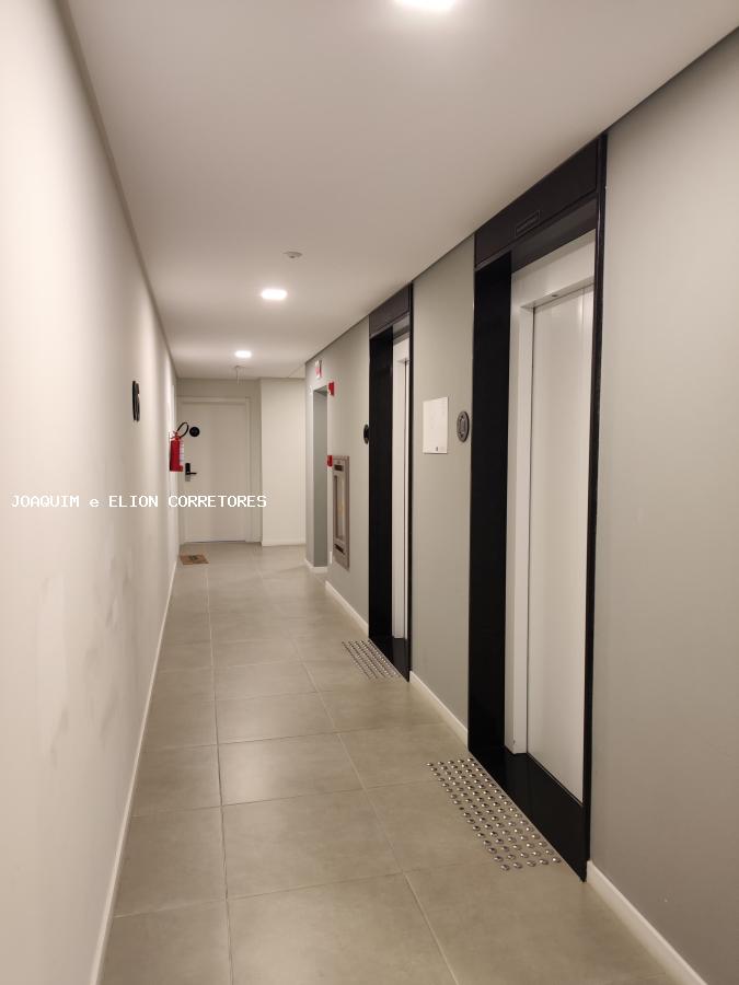 Apartamento à venda com 1 quarto, 45m² - Foto 18