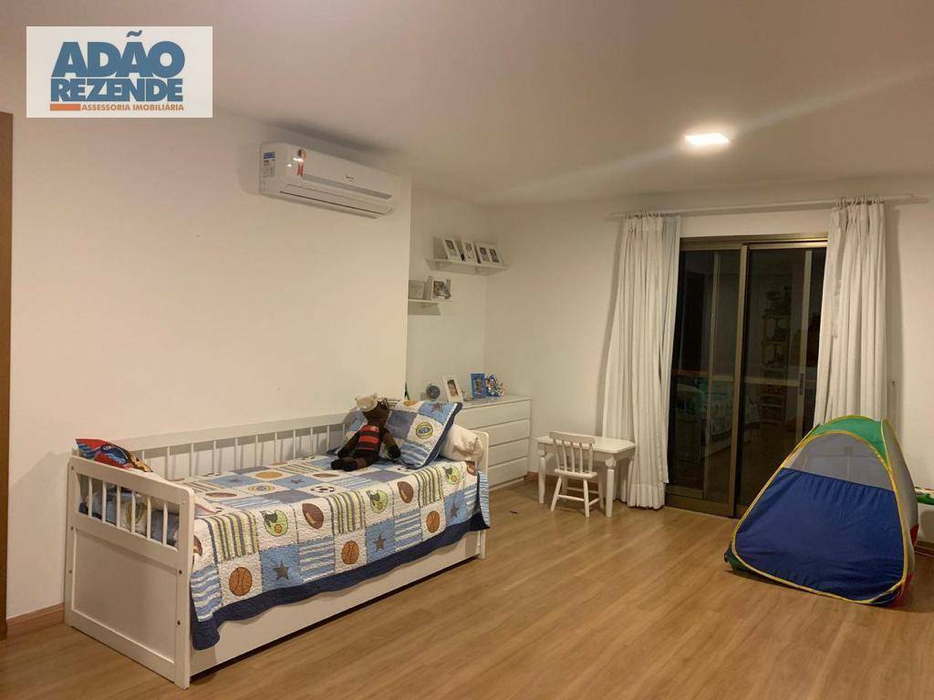 Cobertura à venda com 3 quartos, 227m² - Foto 8