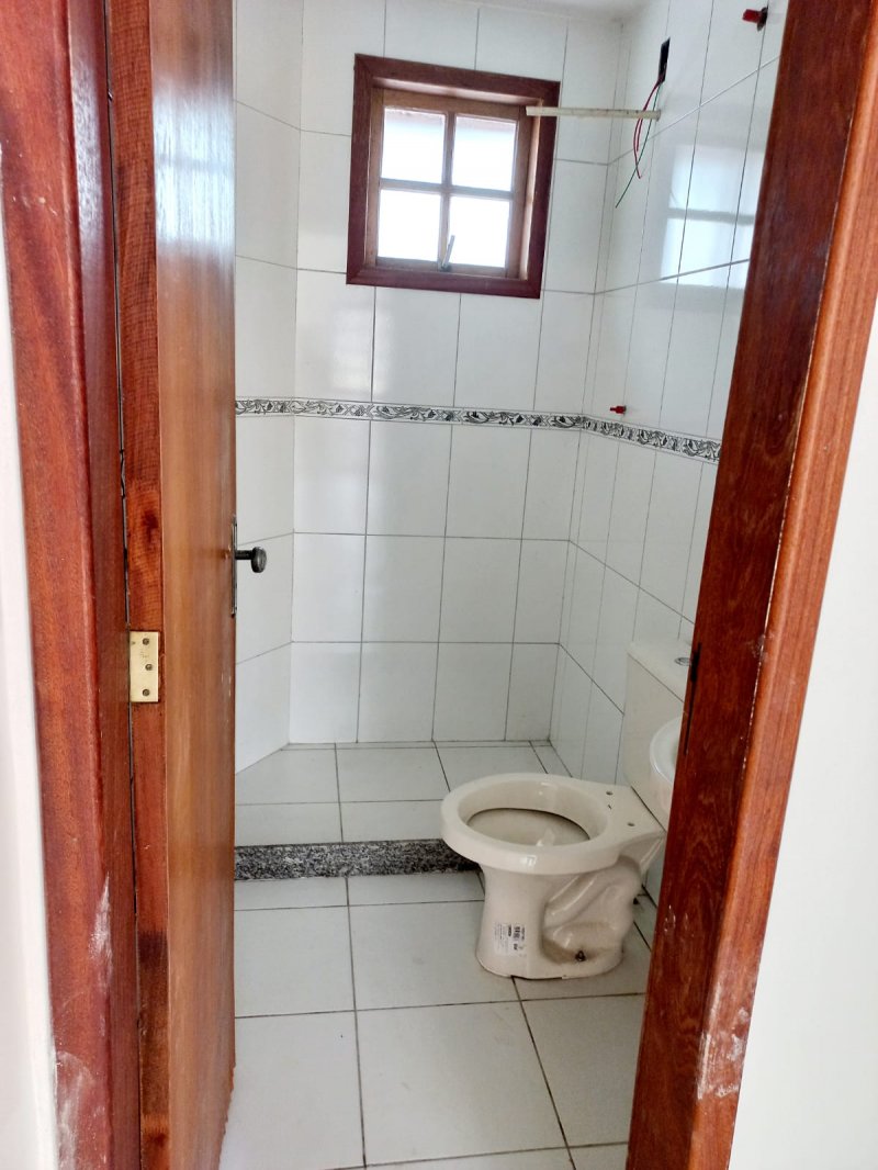 Casa à venda com 2 quartos, 68m² - Foto 11