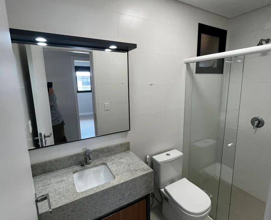 Apartamento para alugar com 2 quartos, 73m² - Foto 11