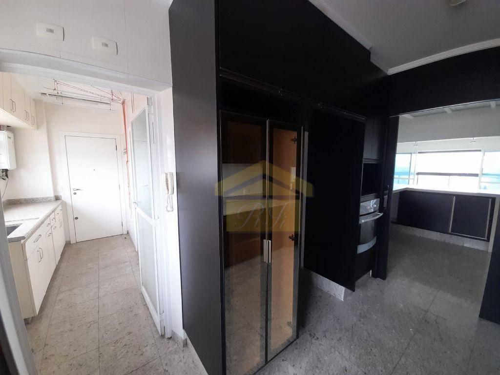 Apartamento à venda com 4 quartos, 158m² - Foto 12