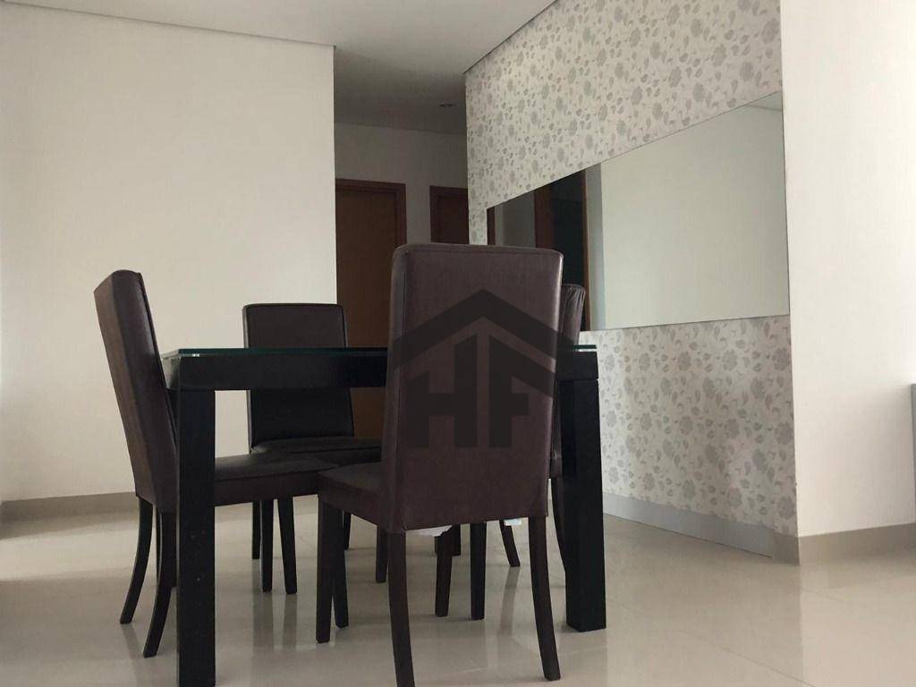 Apartamento à venda com 3 quartos, 113m² - Foto 2