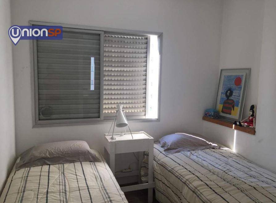 Apartamento à venda com 3 quartos, 97m² - Foto 7