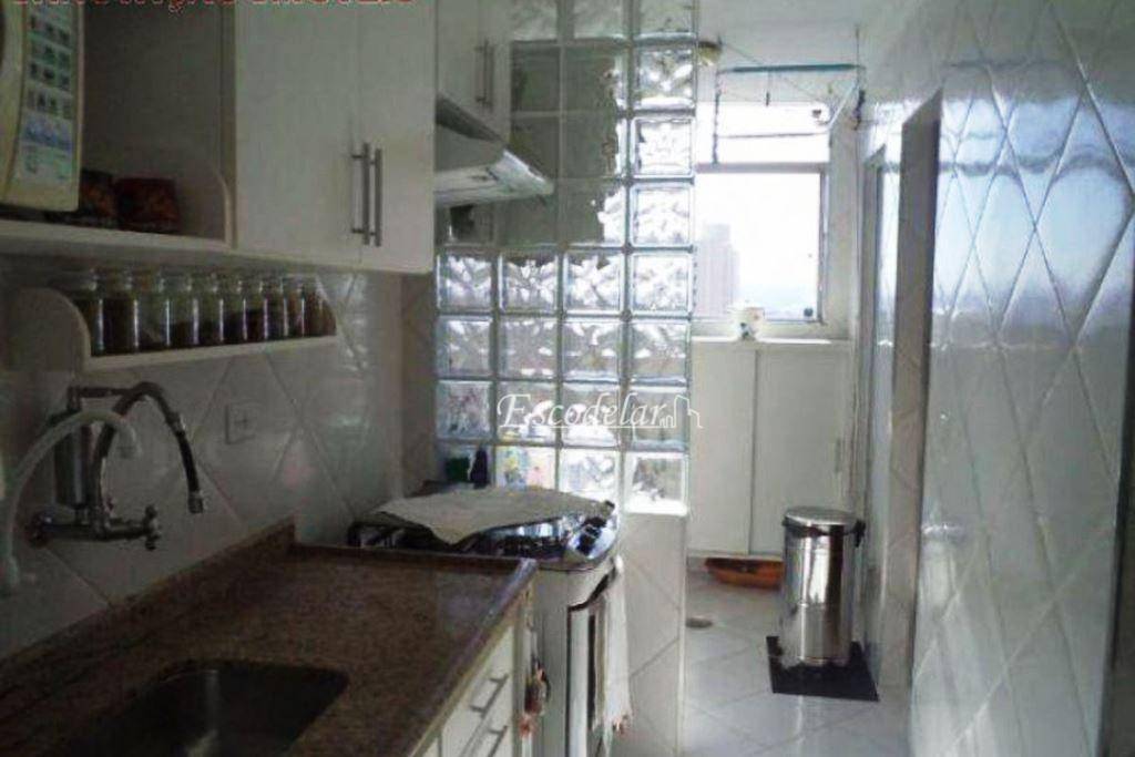 Apartamento à venda com 2 quartos, 68m² - Foto 9