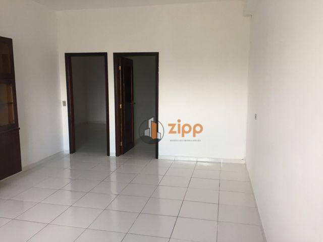 Apartamento para alugar com 2 quartos, 75m² - Foto 15